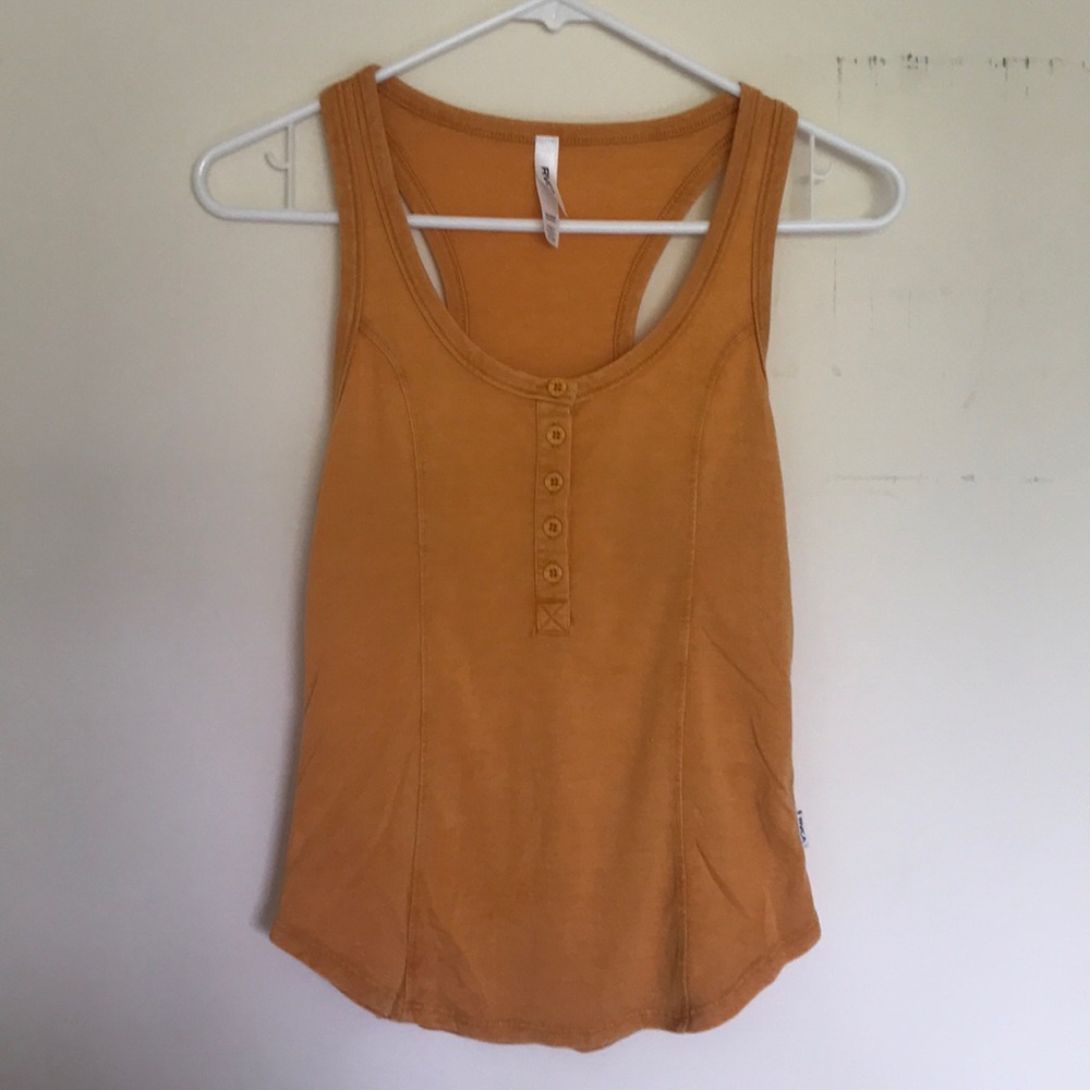 RVCA tank